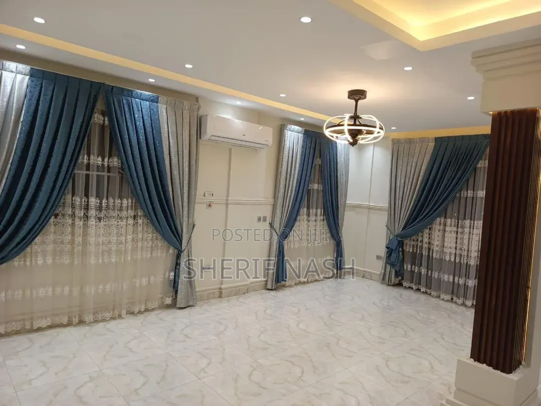 7bdrm Duplex in Ashaly Botwe, Accra Metropolitan for sale in Accra Metropolitan