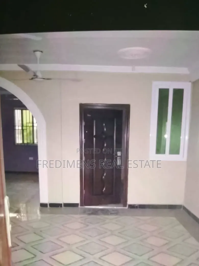 3bdrm Apartment in Fredimens Real, Afigya-Kwabre for rent in Afigya-Kwabre