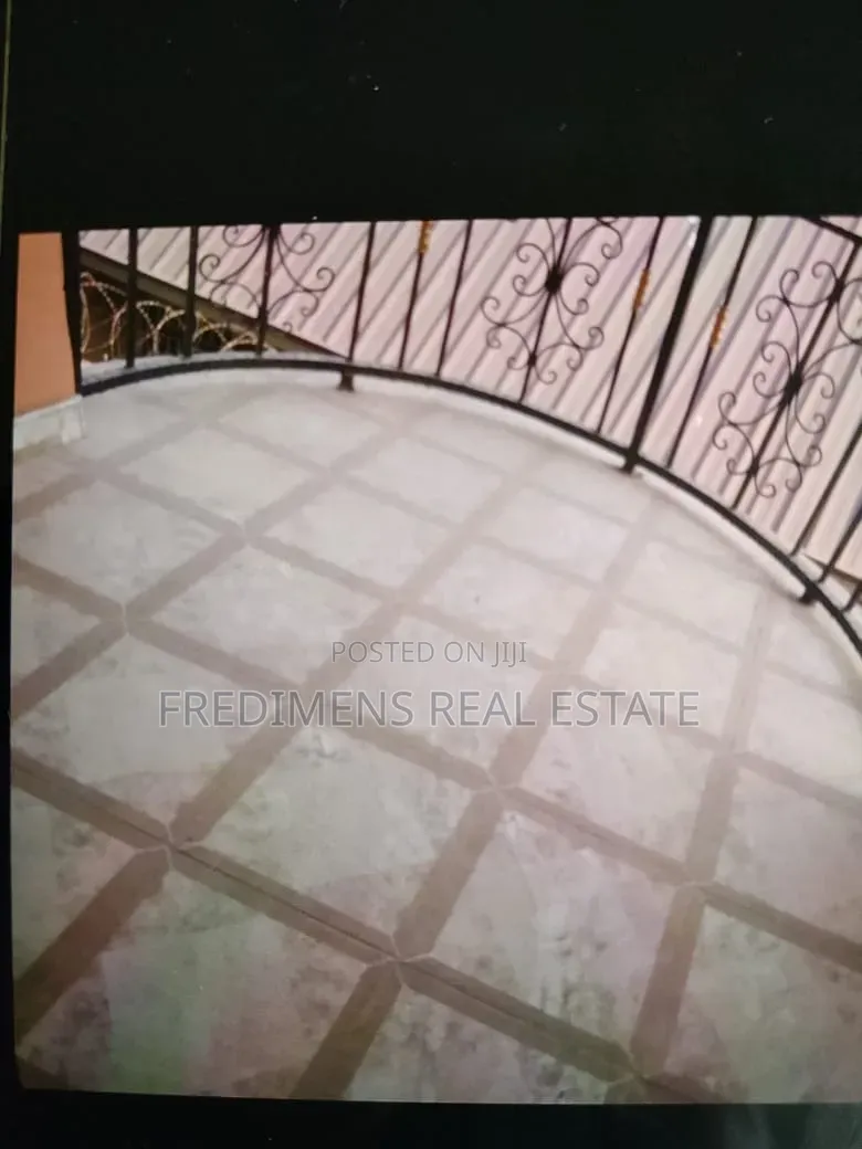 3bdrm Apartment in Fredimens Real, Afigya-Kwabre for rent in Afigya-Kwabre