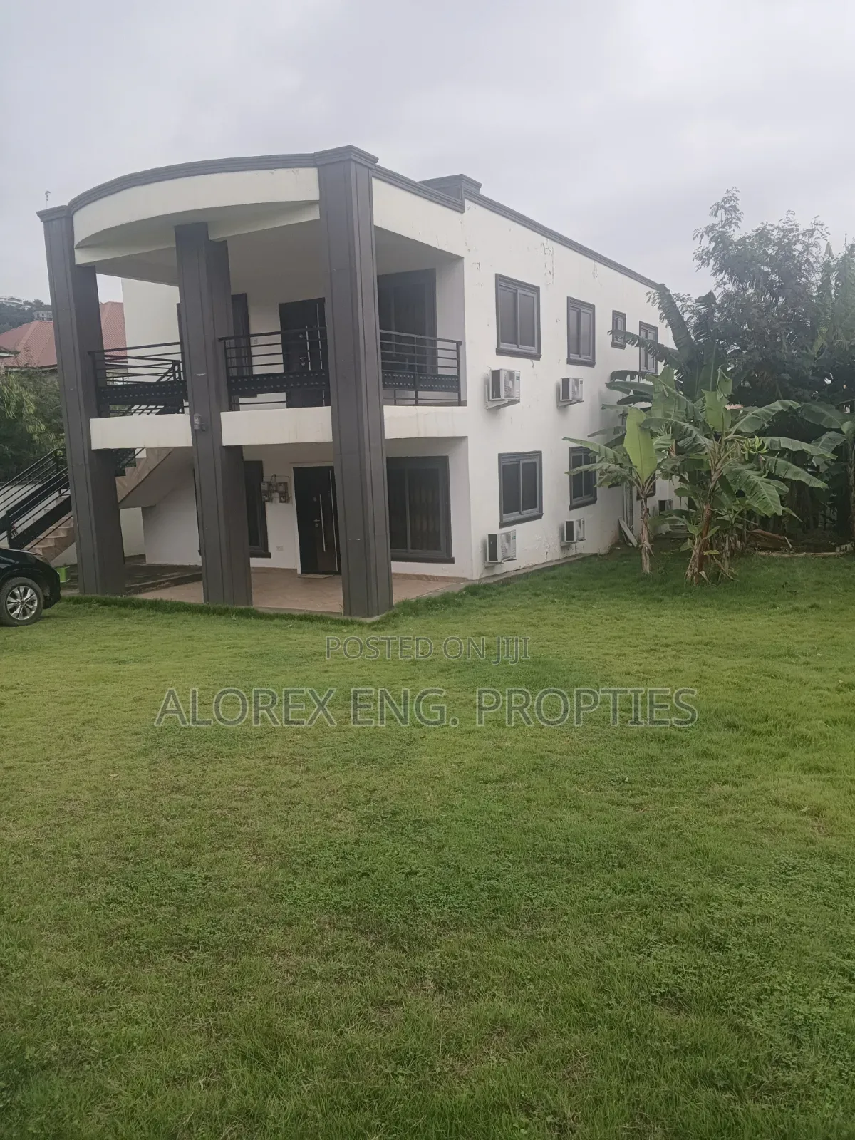 Furnished 3bdrm Apartment in $120 Daily, Oyarifa Mall Area for rent in Oyarifa Mall Area