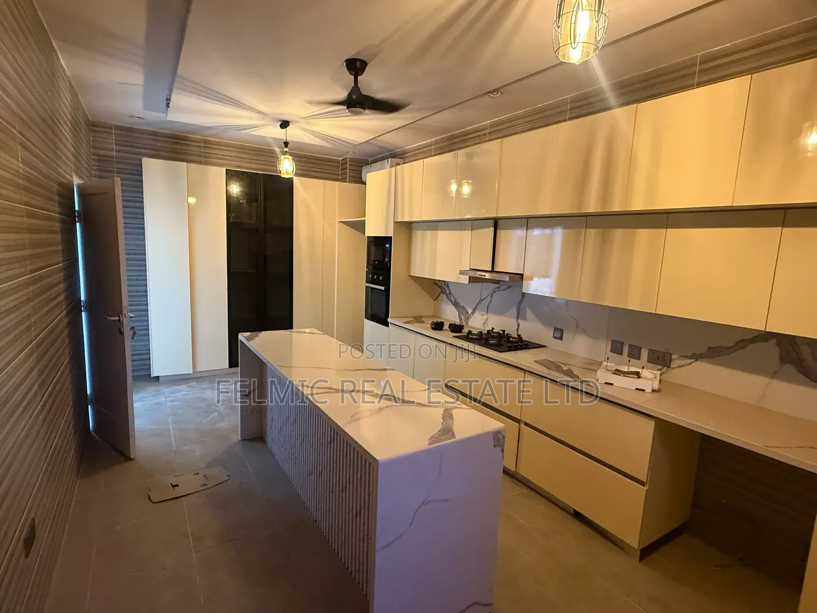 6bdrm Duplex in Felmic Real Estate, Lartebiokorshie for rent in Lartebiokorshie