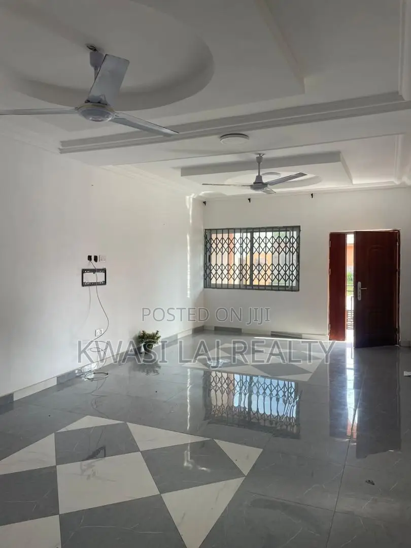2bdrm Apartment in New Bortianor, Weija for rent in Weija
