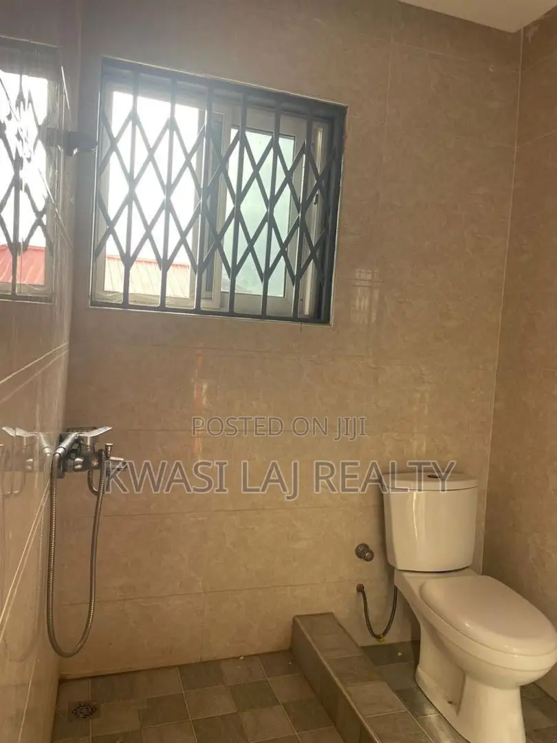 2bdrm Apartment in New Bortianor, Weija for rent in Weija