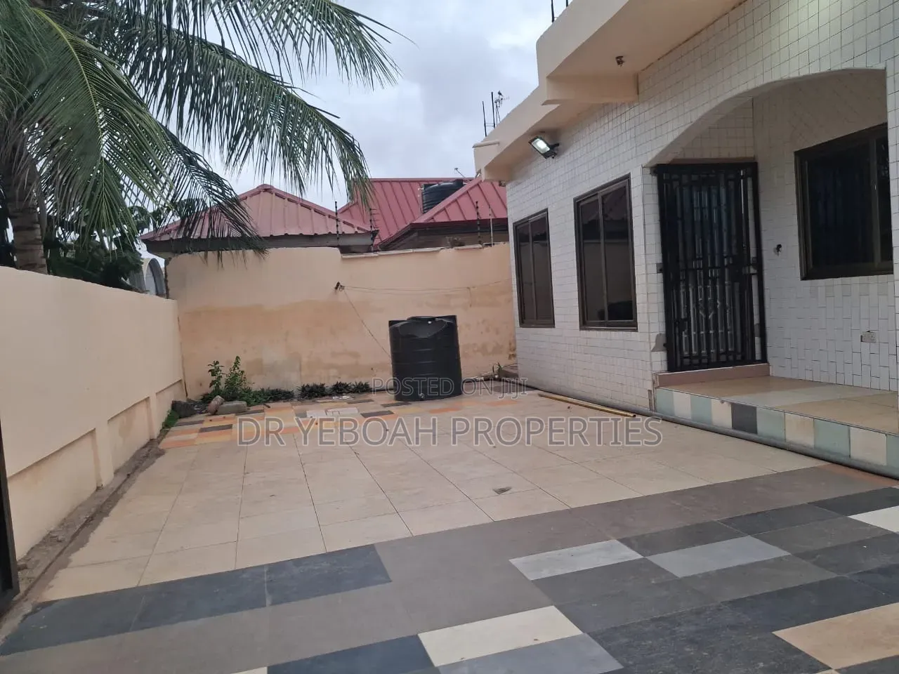 2bdrm House in Spintex Road:- 2, Manet Junction for rent in Manet Junction