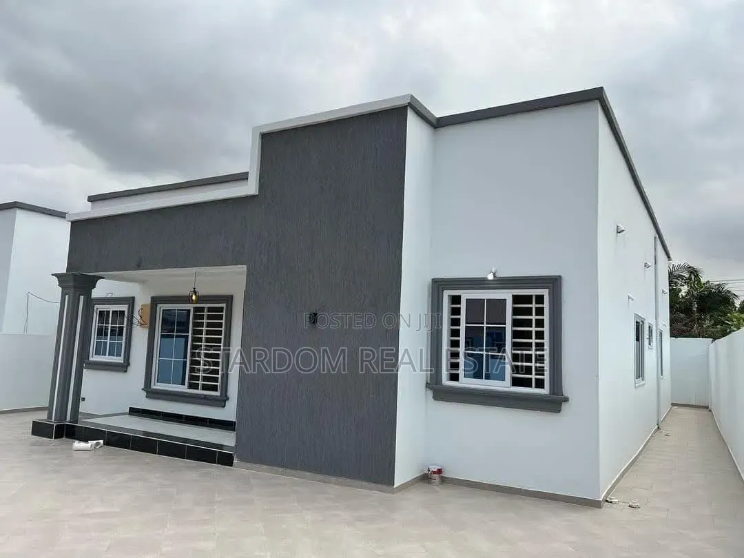 2bdrm Bungalow in Spintex Road Coastal, Baatsona Total for rent in Baatsona Total