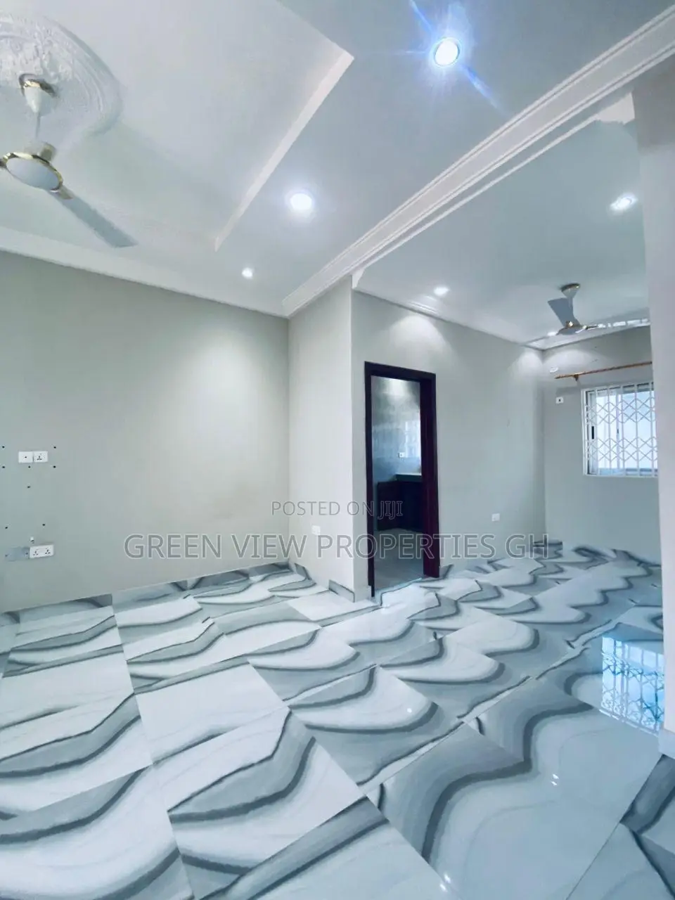 2bdrm Apartment in West Hills Mall Area for rent in West Hills Mall Area
