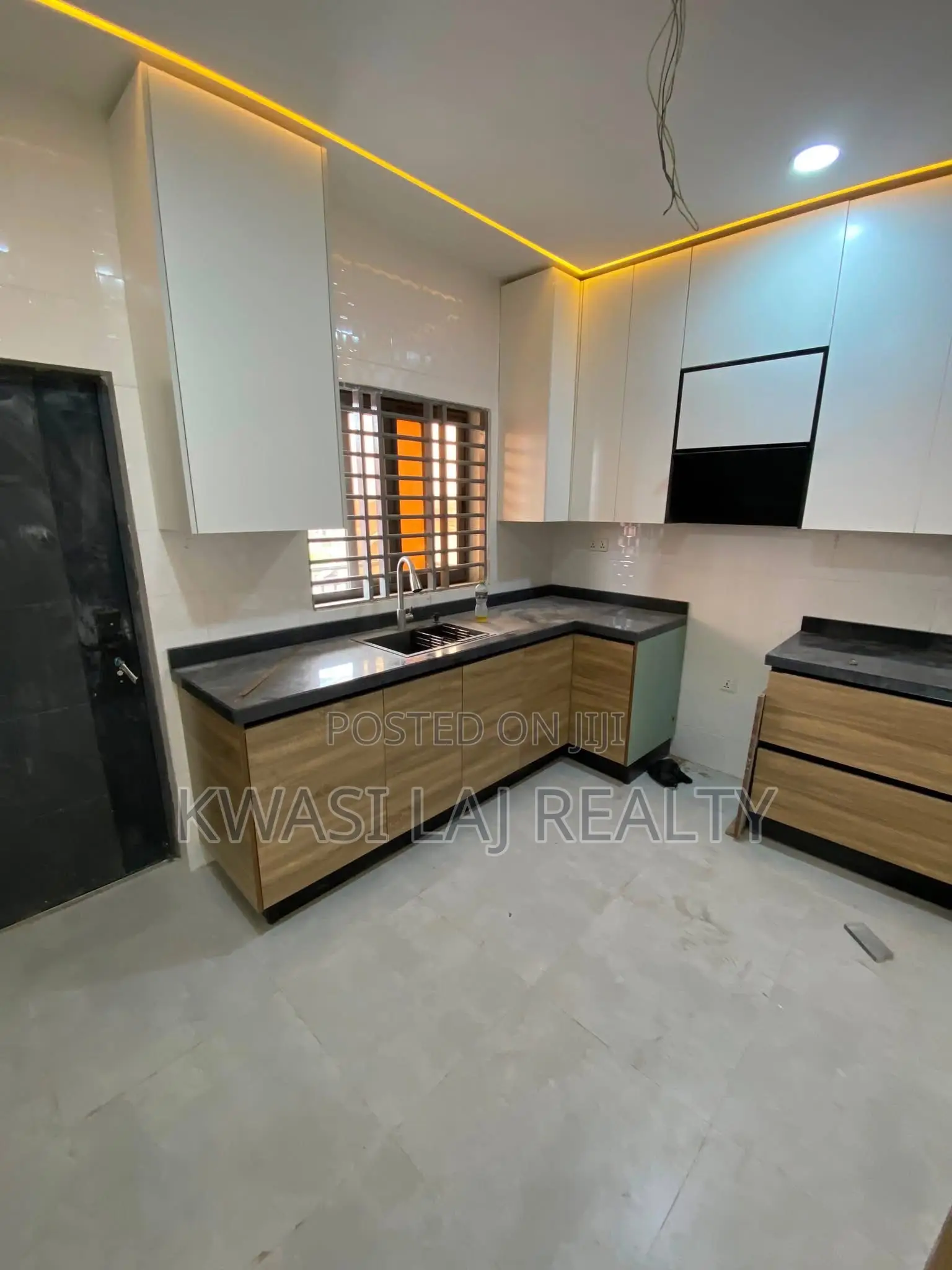 2bdrm Apartment in Pokuase Ablekuma for rent in Pokuase