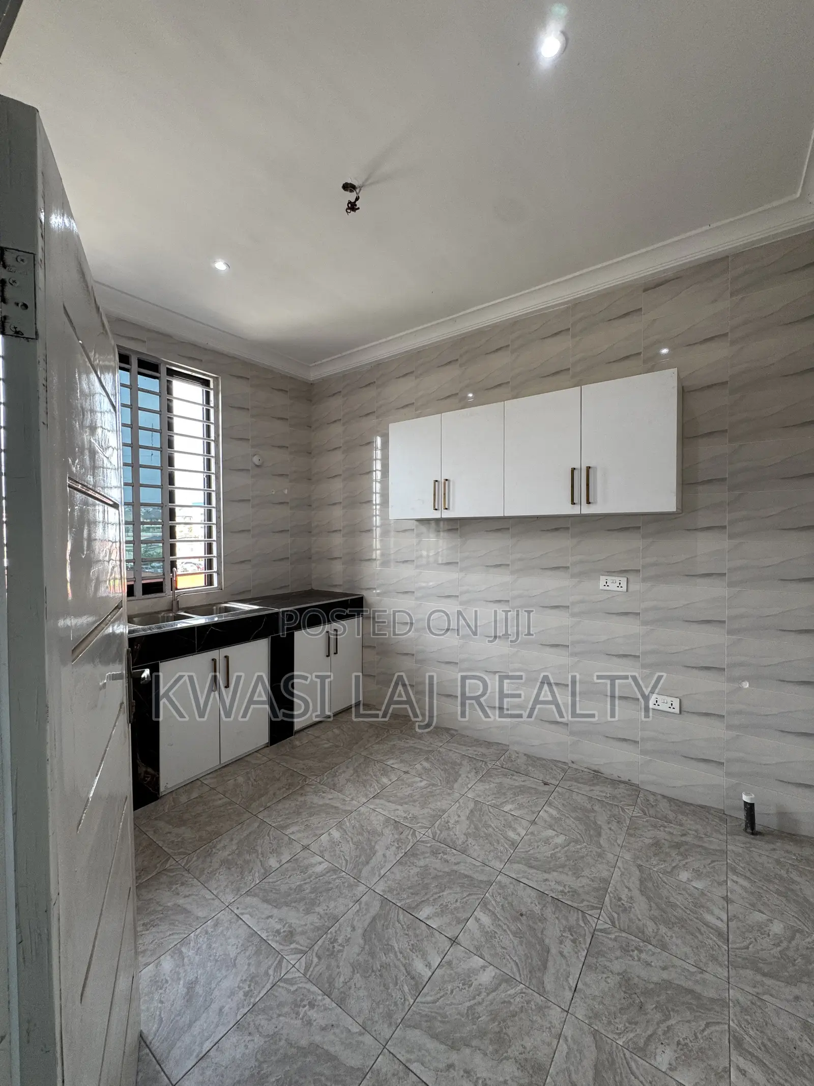 2bdrm Apartment in Around Westhills, Weija for rent in Weija