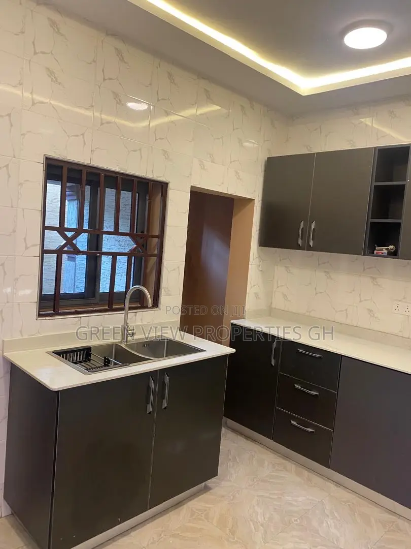 2bdrm Apartment in West Hills Mall Area for rent in West Hills Mall Area