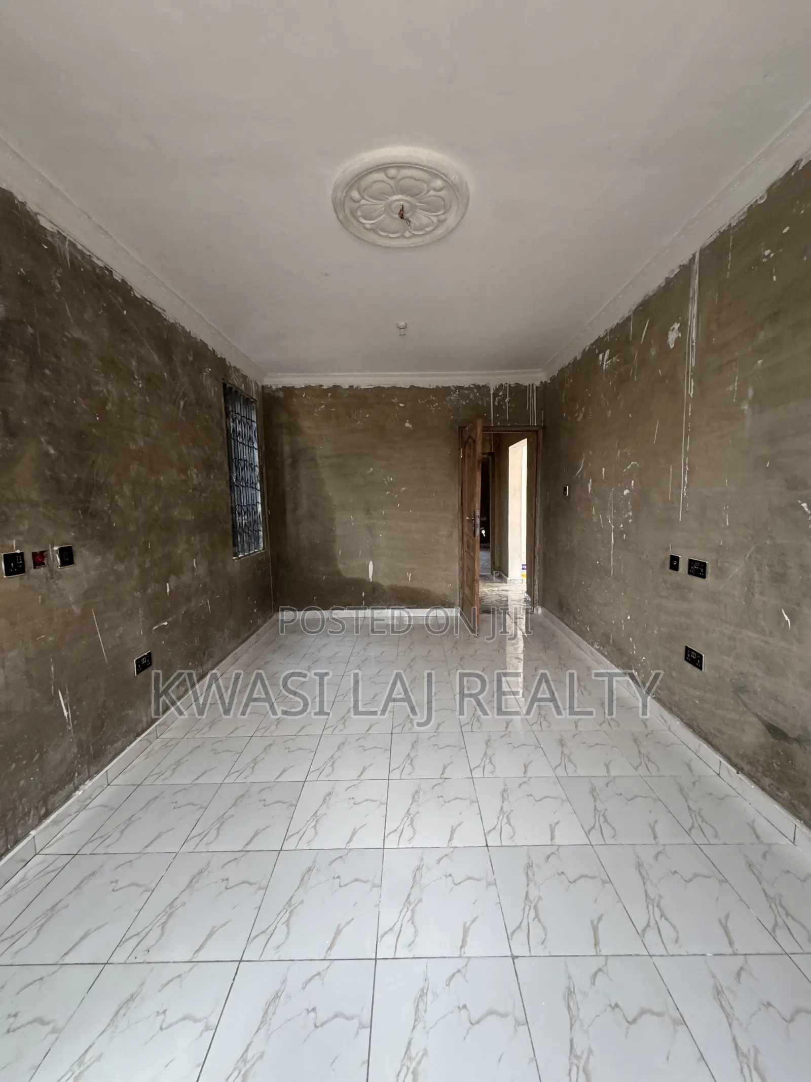 2bdrm Apartment in Whitecross, Weija for rent in Weija