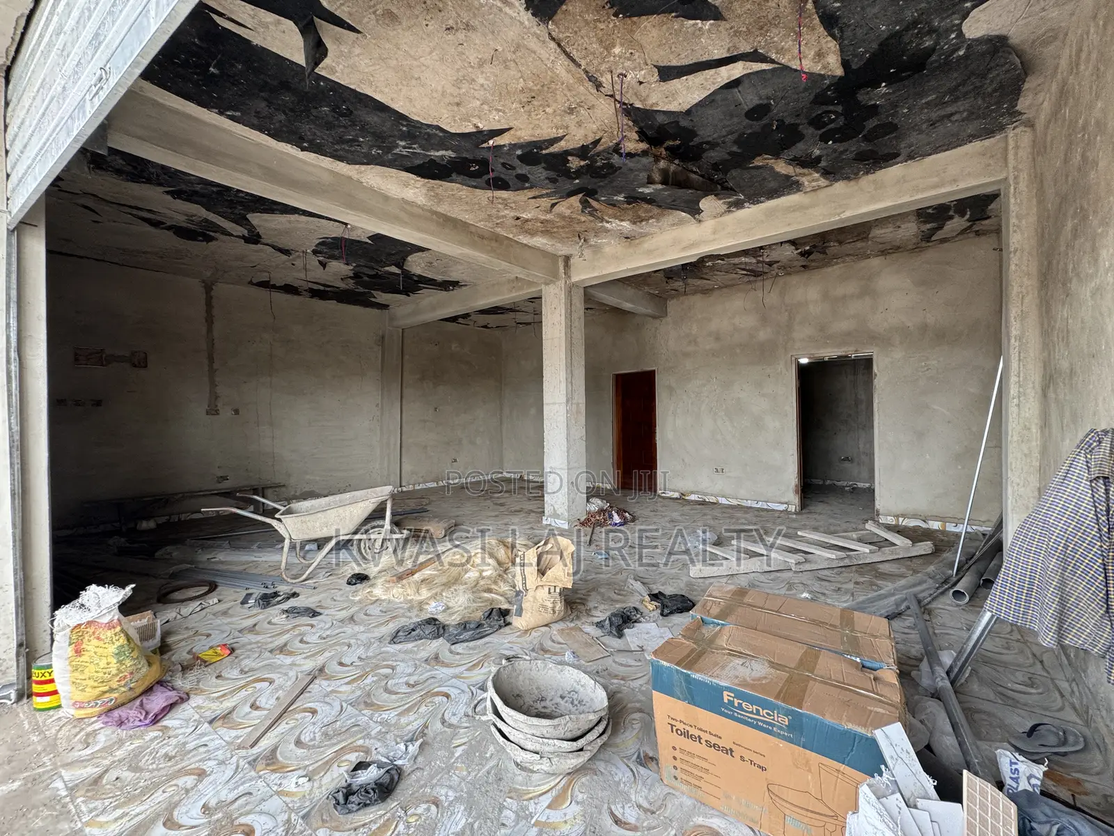 Double Shop for Rent at Darkuman in Darkuman