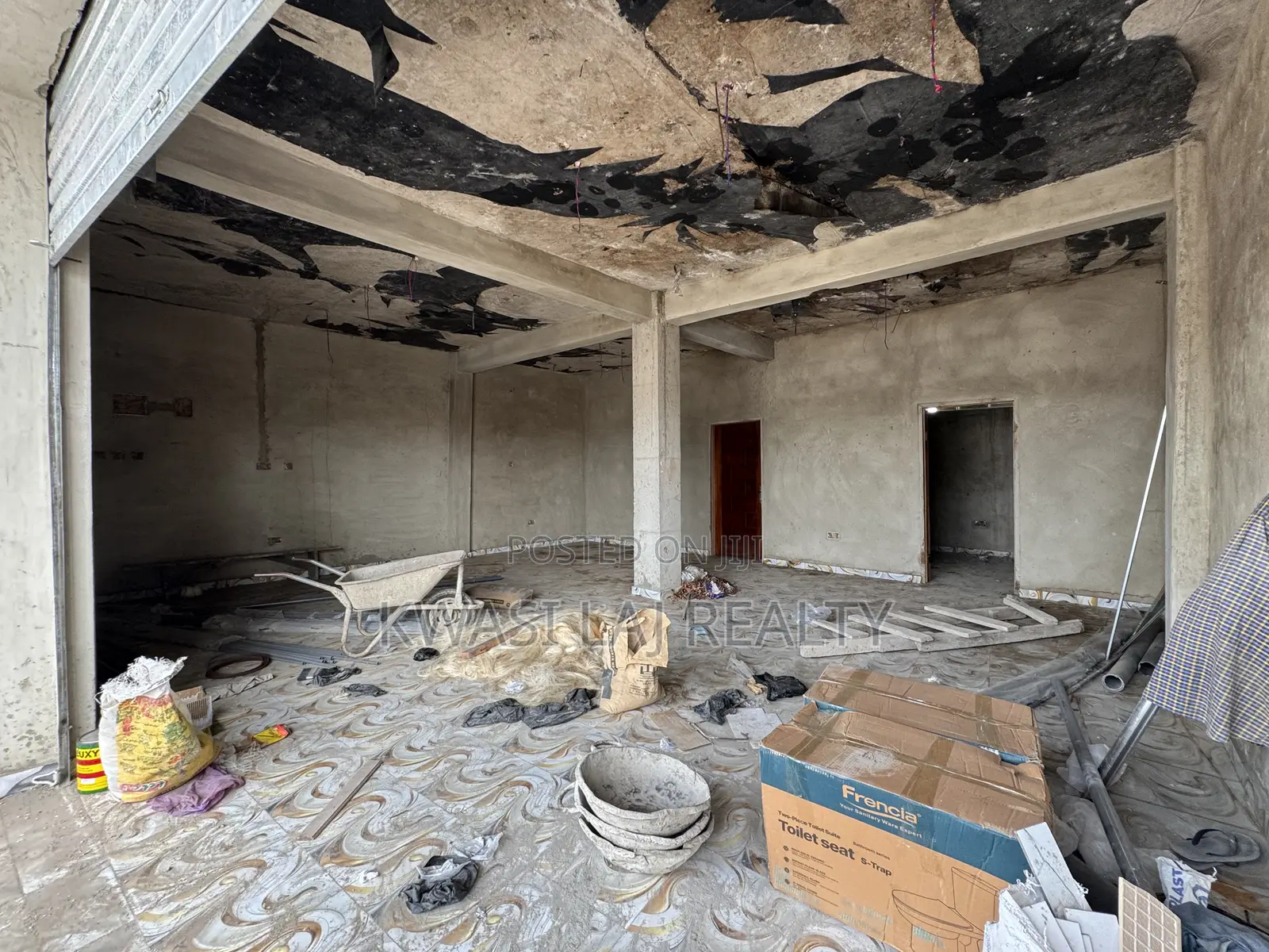 Double Shop for Rent at Darkuman in Darkuman