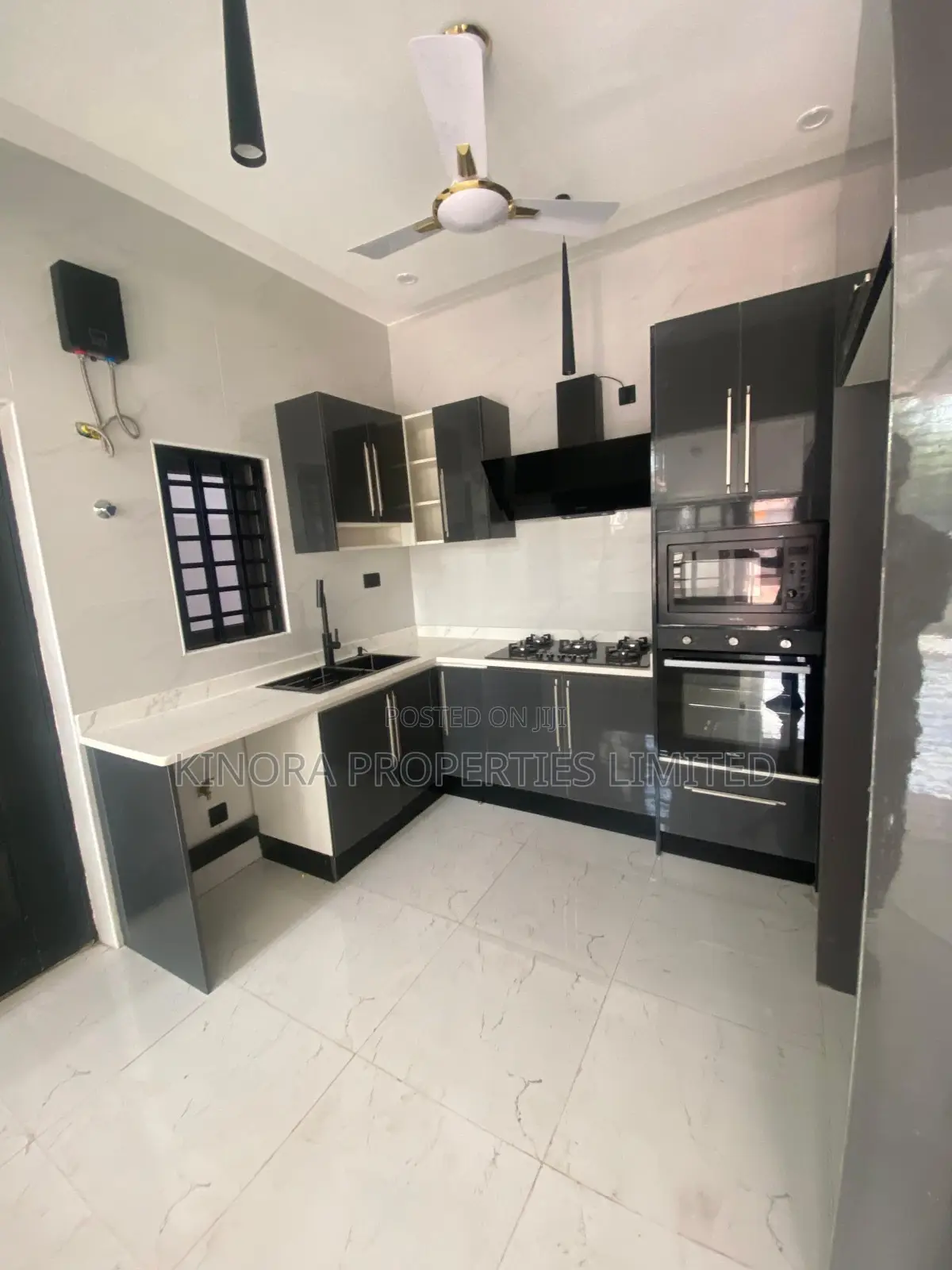 4bdrm Duplex in Spintex for rent in Spintex