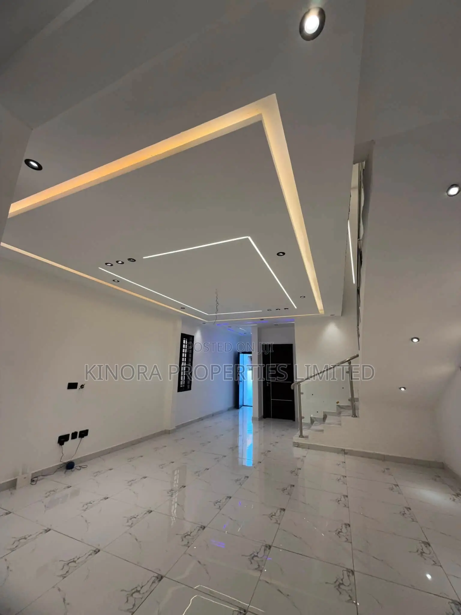 3bdrm Duplex in Lakeside Community 8, Adenta for sale in Adenta