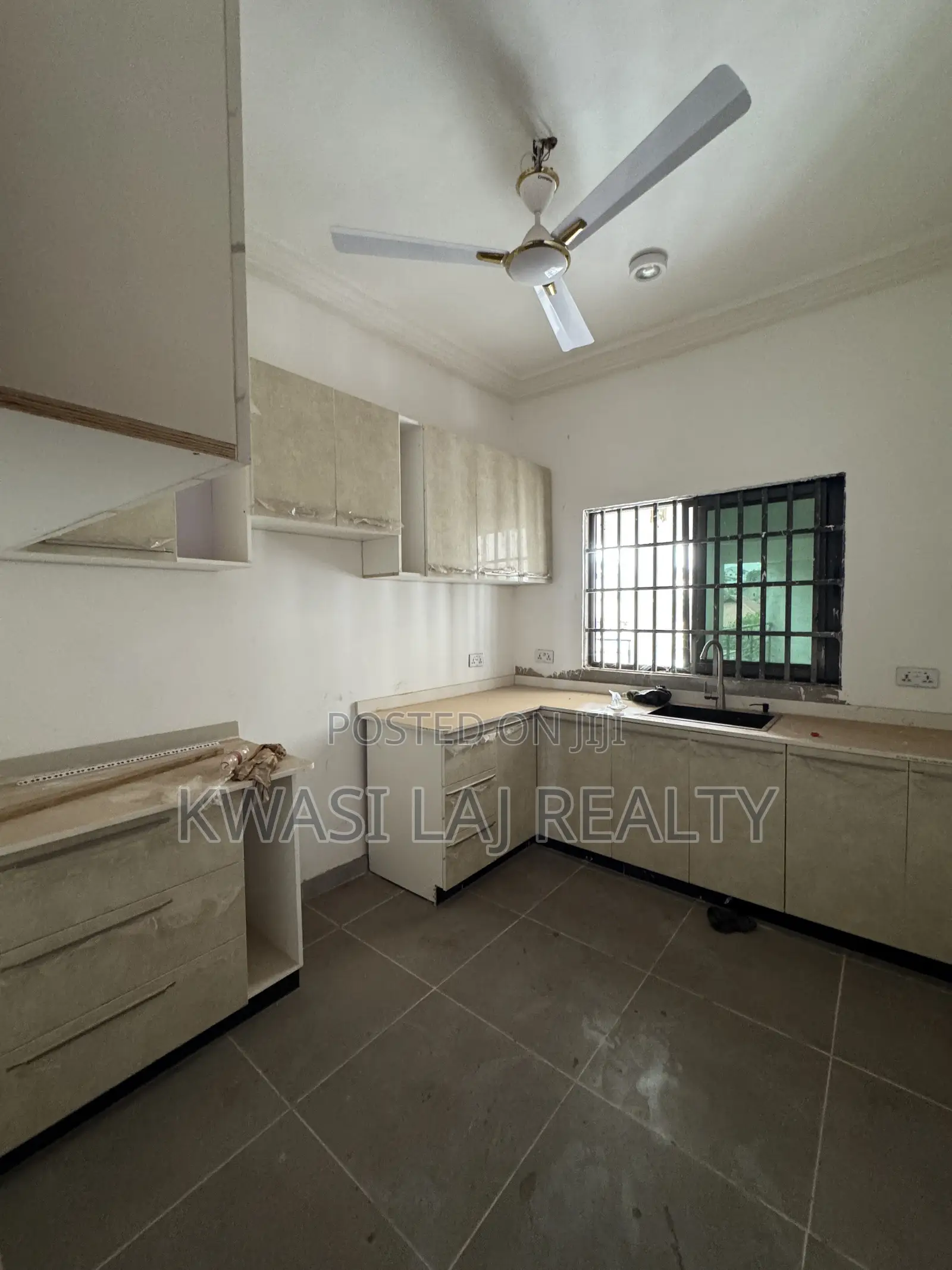 1bdrm Apartment in Crow Liberty Old, Weija for rent in Weija