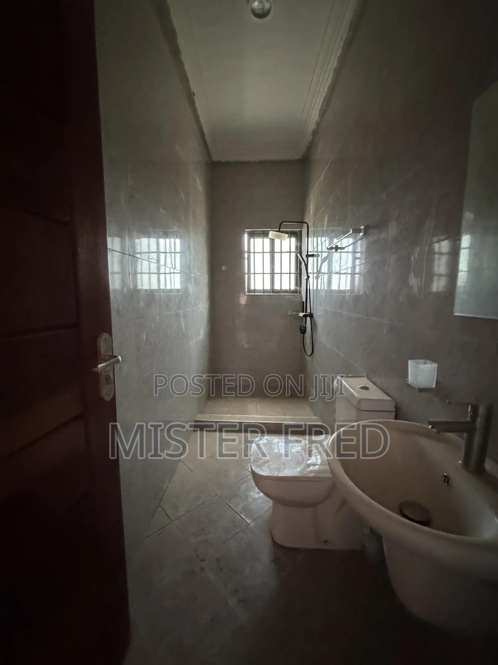 1bdrm Apartment in Crow Liberty Old, Weija for rent in Weija