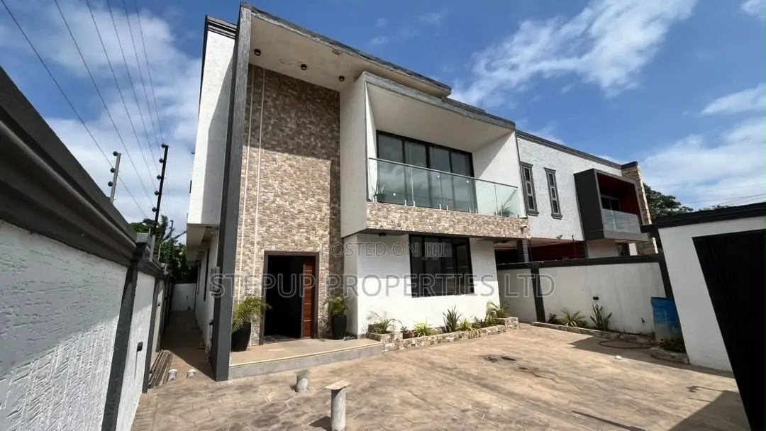 4bdrm House in Roundabout, Tantra Hills for sale in Tantra Hills