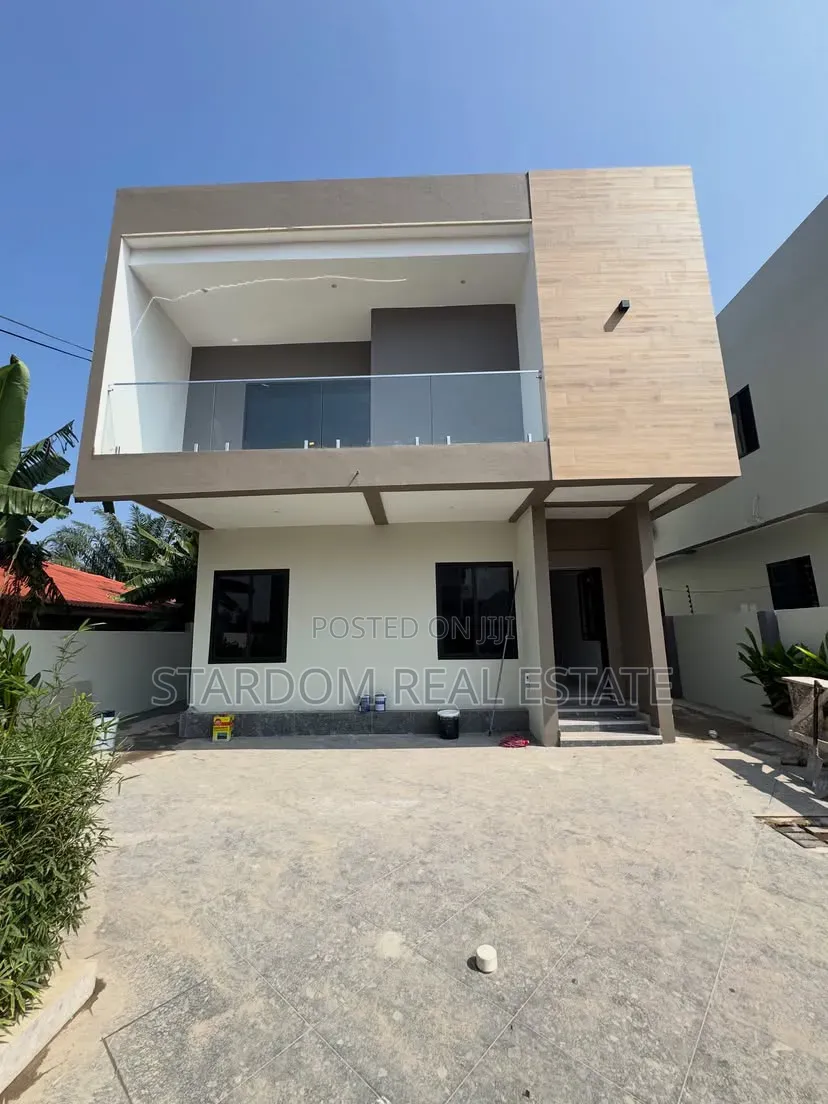 4bdrm Duplex in Oyarifa, Owusu Ansah for sale in Owusu Ansah