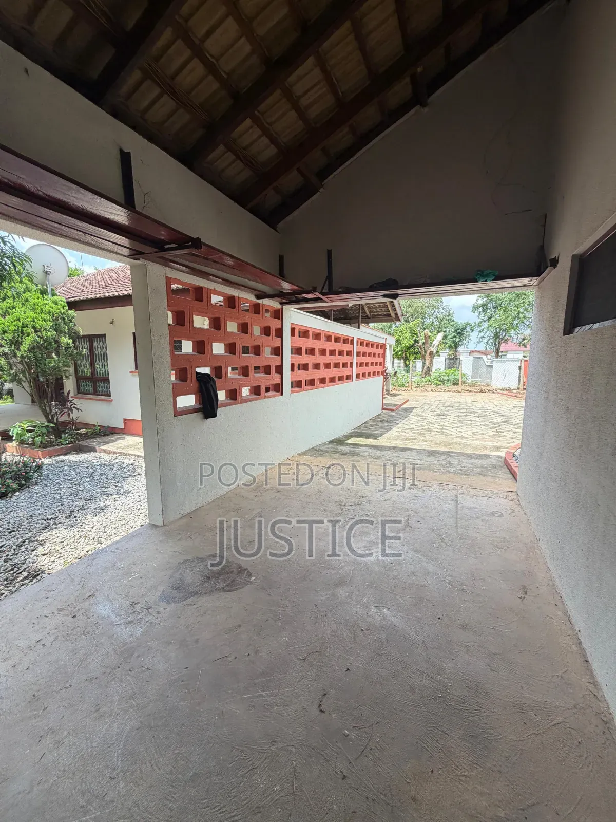 3bdrm House in Acp Main. Estate for rent in Pokuase