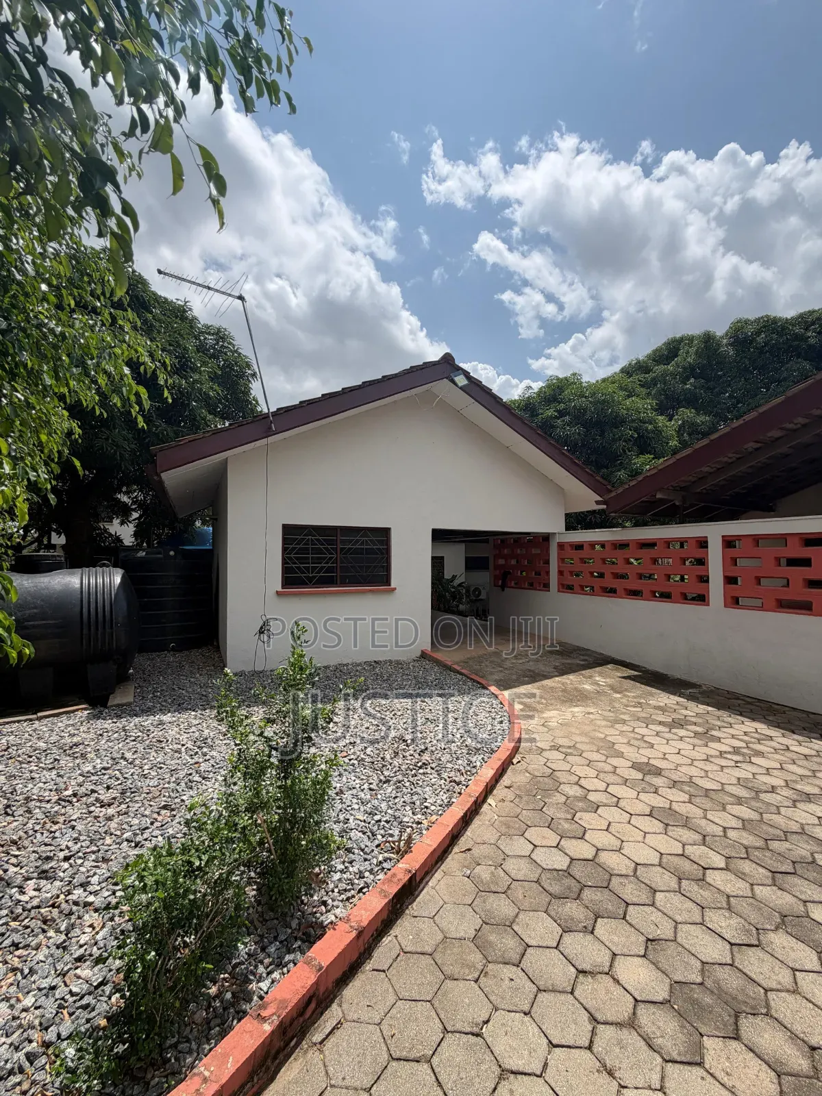 3bdrm House in Acp Main. Estate for rent in Pokuase