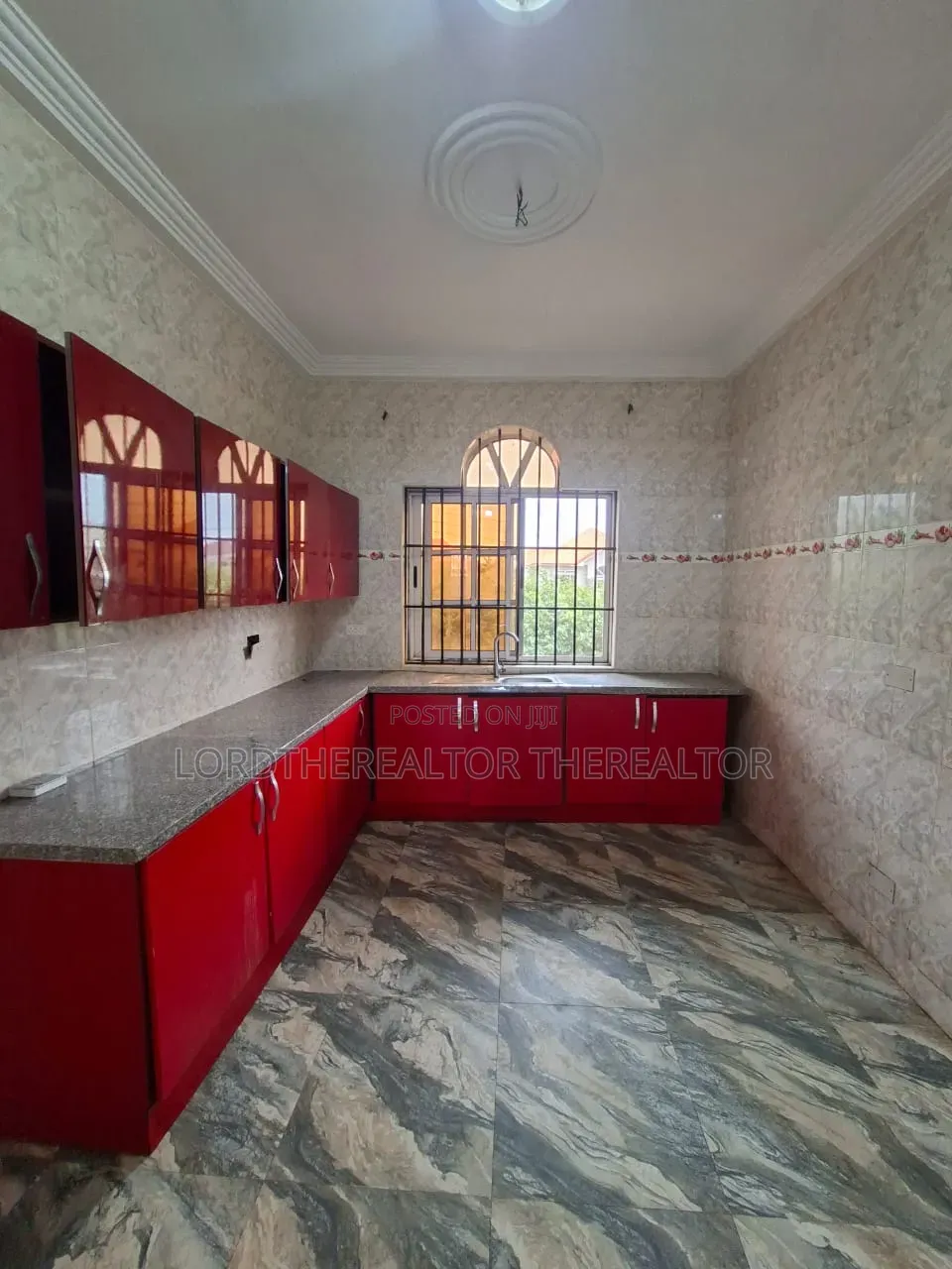 3bdrm Apartment in Kwabenya for rent in Kwabenya