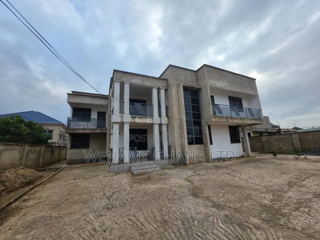 5bdrm House in Gbetsile, Accra Metropolitan for sale in Accra Metropolitan