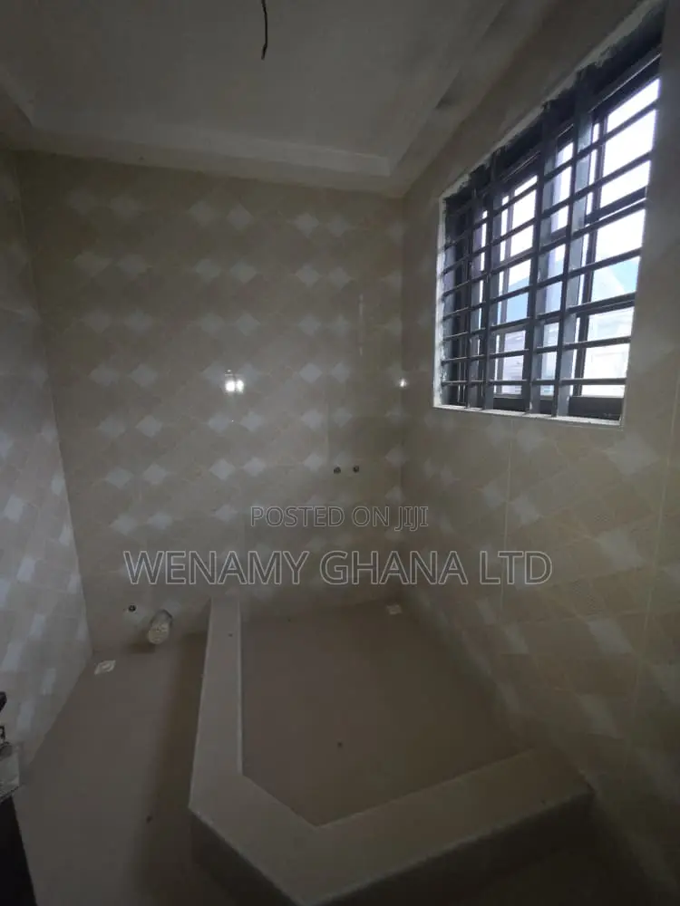 5bdrm House in Gbetsile, Accra Metropolitan for sale in Accra Metropolitan