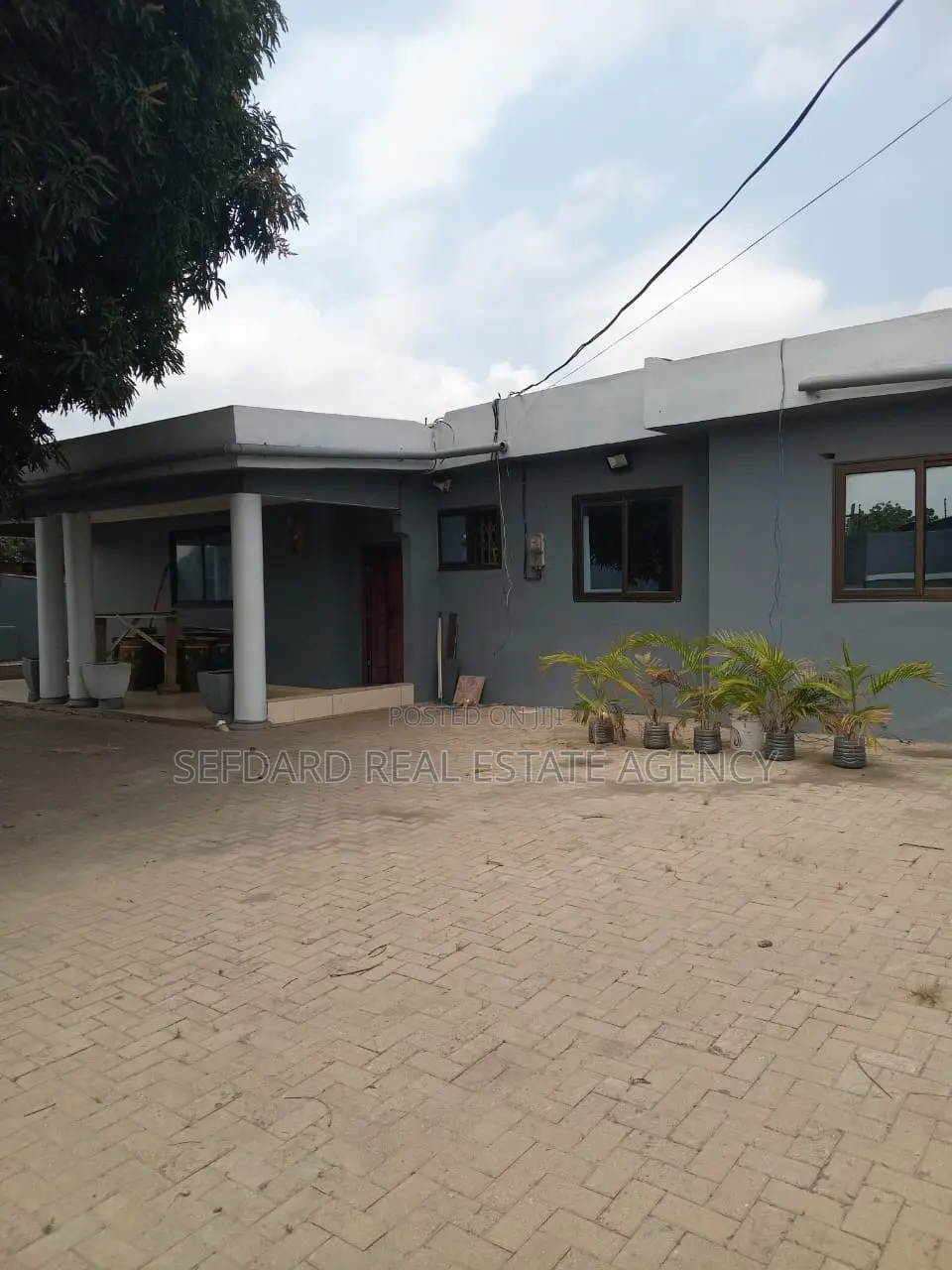 7bdrm House in Sefdard Properties, Achimota for rent in Achimota