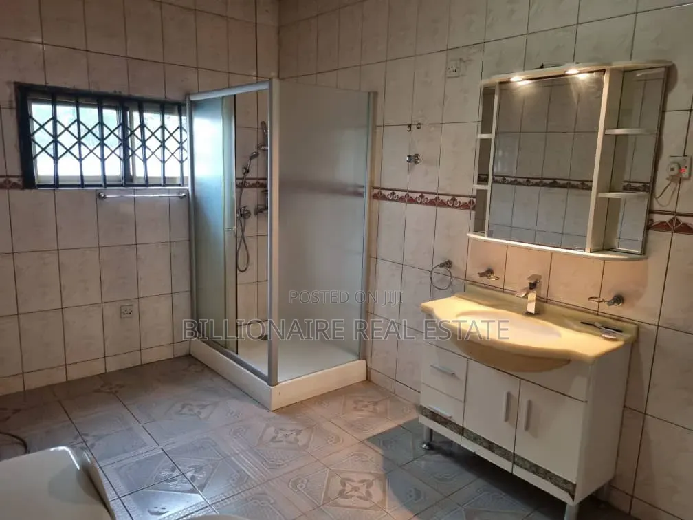 5bdrm House in Santasi Kokoben, Kumasi Metropolitan for rent in Kumasi Metropolitan