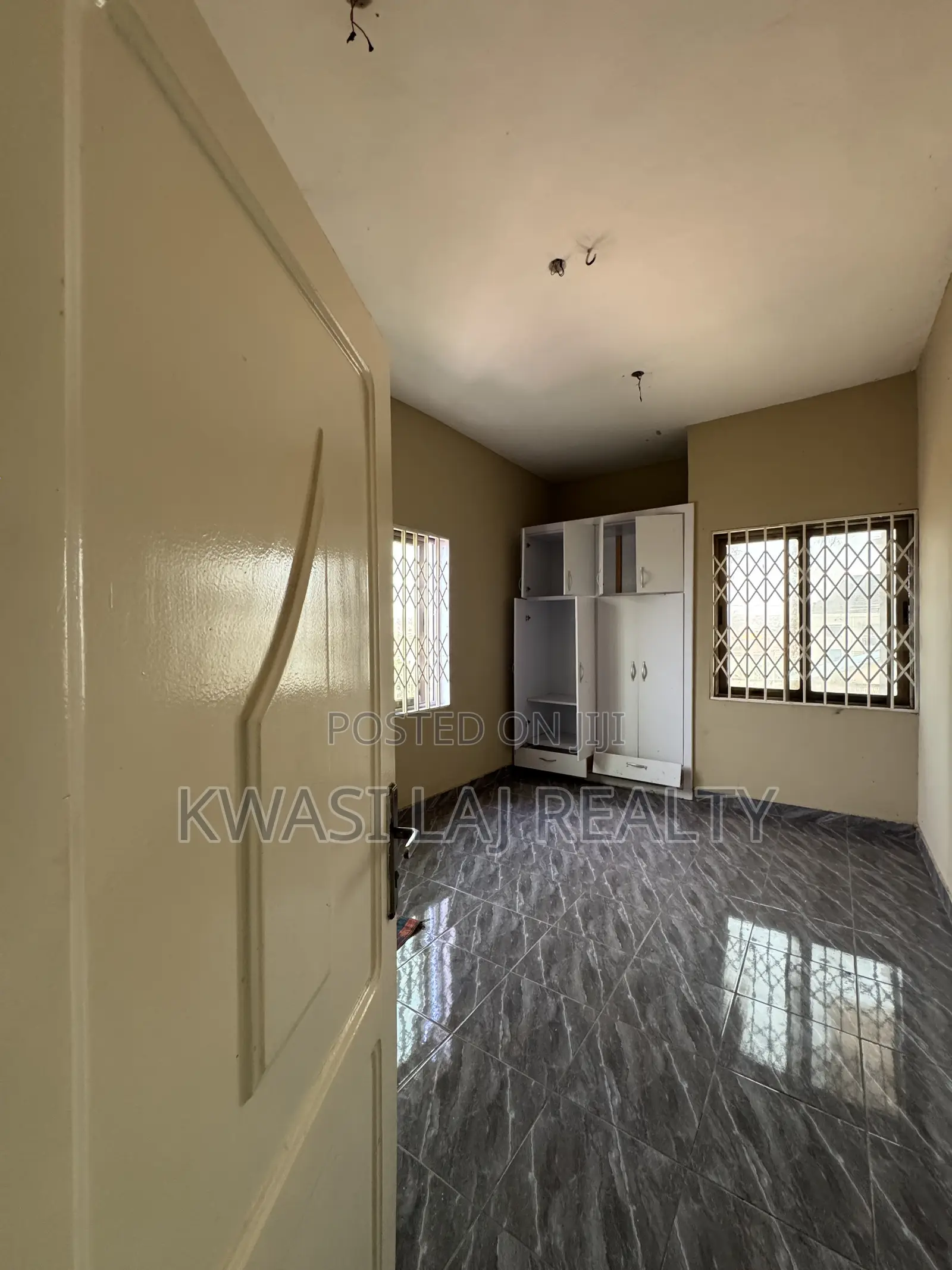 2bdrm Apartment in Scc Azuma, Weija for rent in Weija