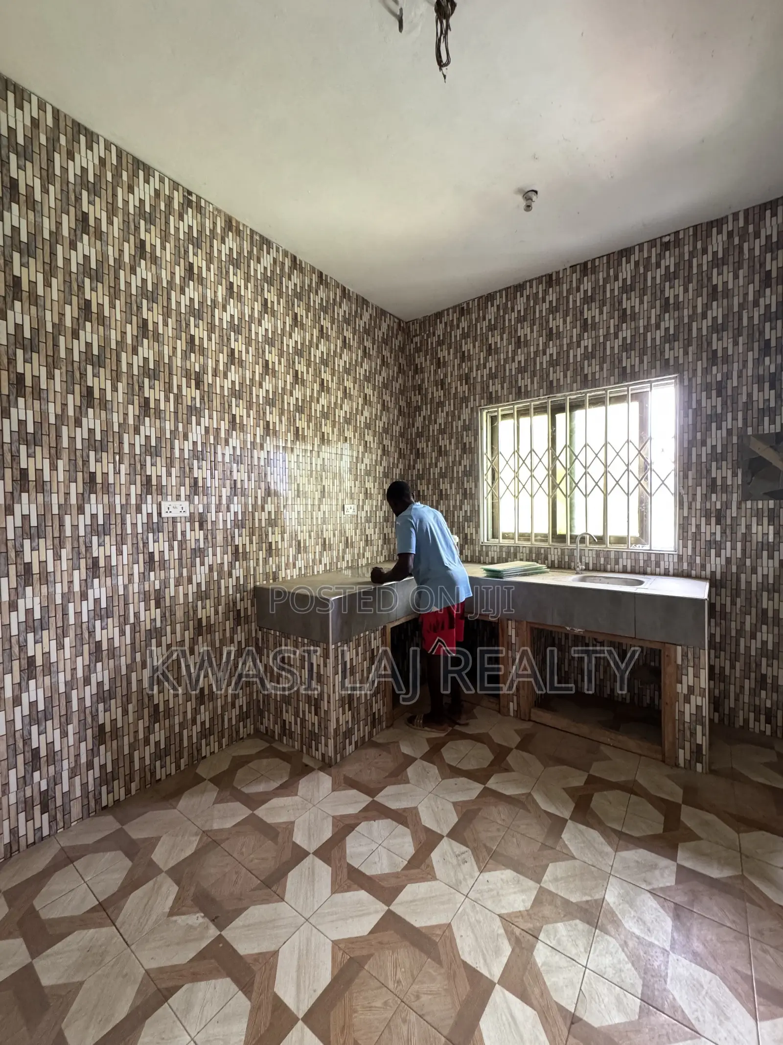 2bdrm Apartment in Scc Azuma, Weija for rent in Weija