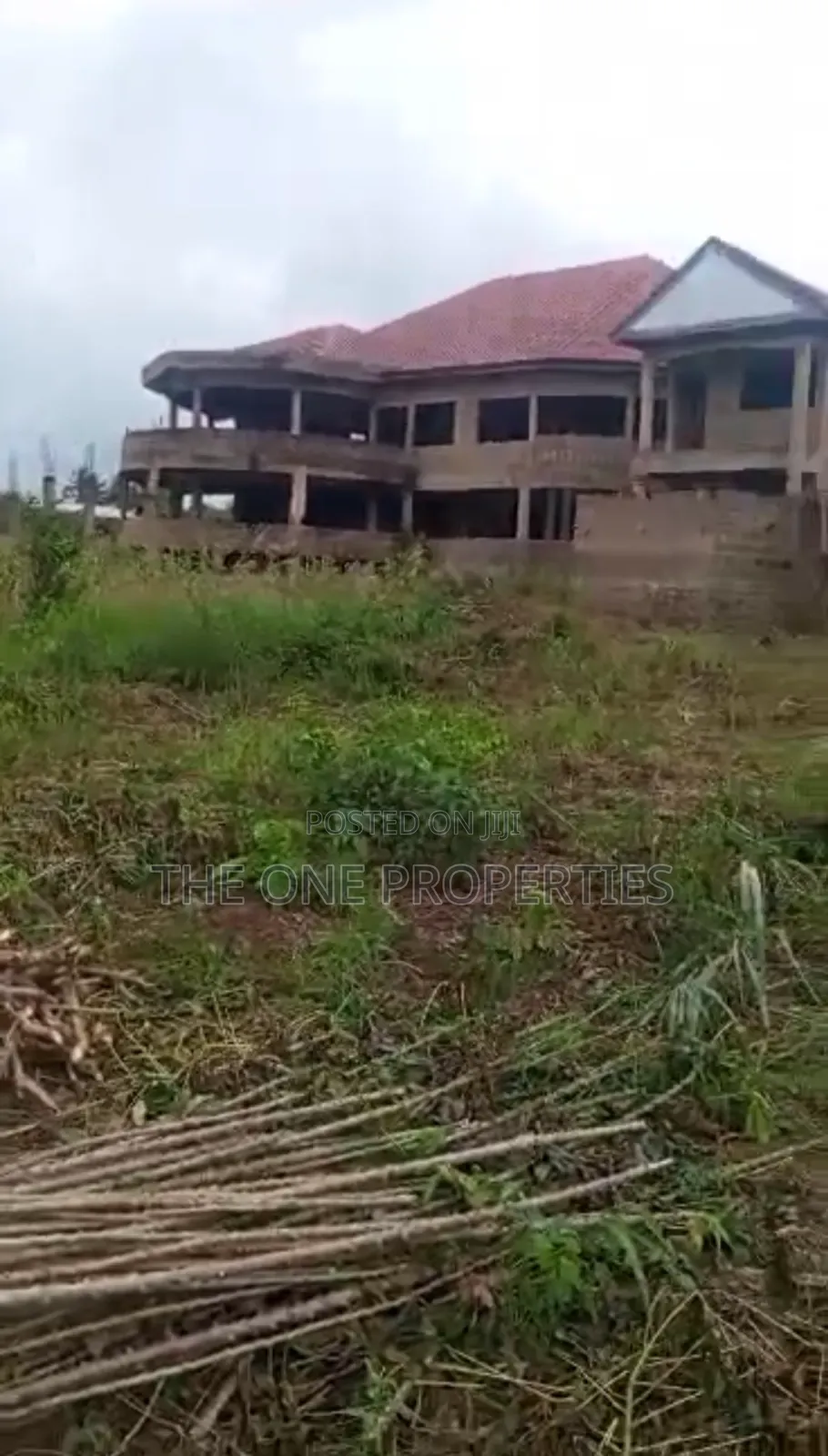 10bdrm Mansion in Kasoa Bodwease Road, Adade for sale in Adade