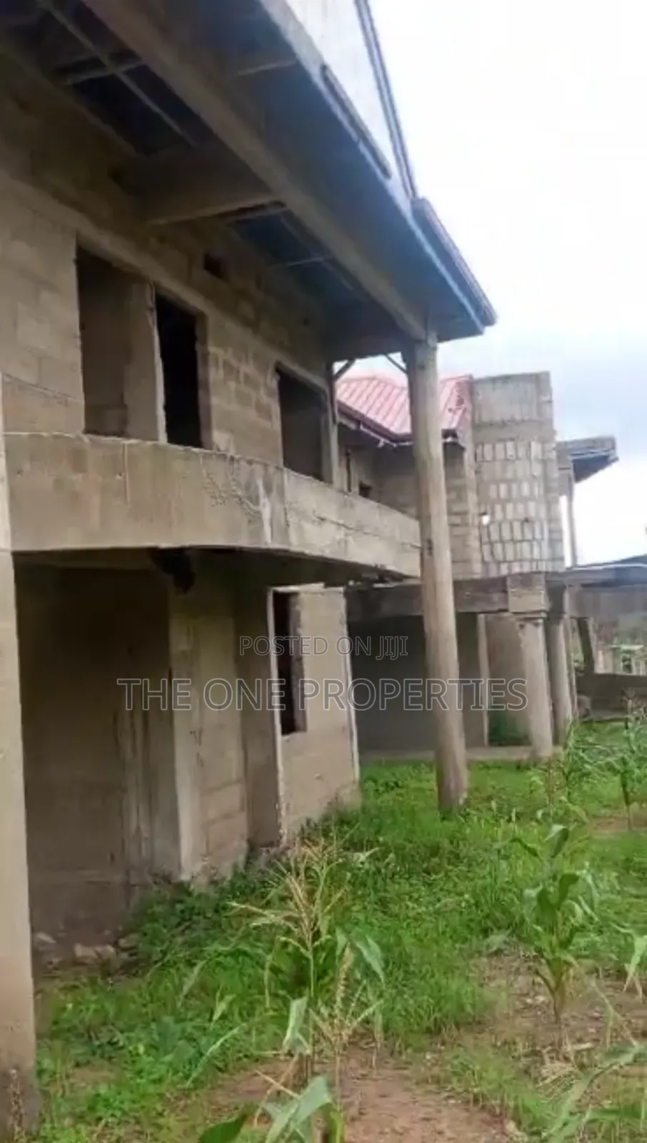 10bdrm Mansion in Kasoa Bodwease Road, Adade for sale in Adade