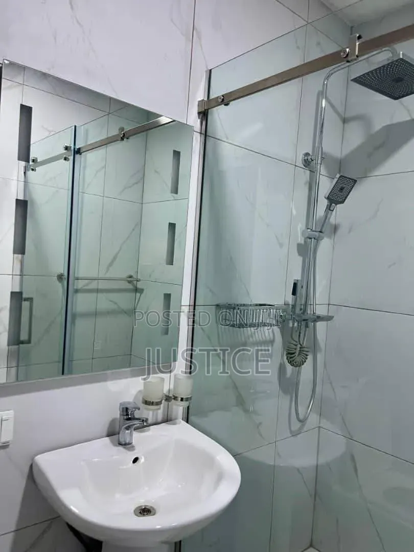 Furnished 2bdrm Apartment in East Airport for rent in Airport Residential Area