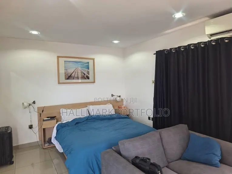 Furnished 1bdrm Penthouse in East Legon for sale in East Legon