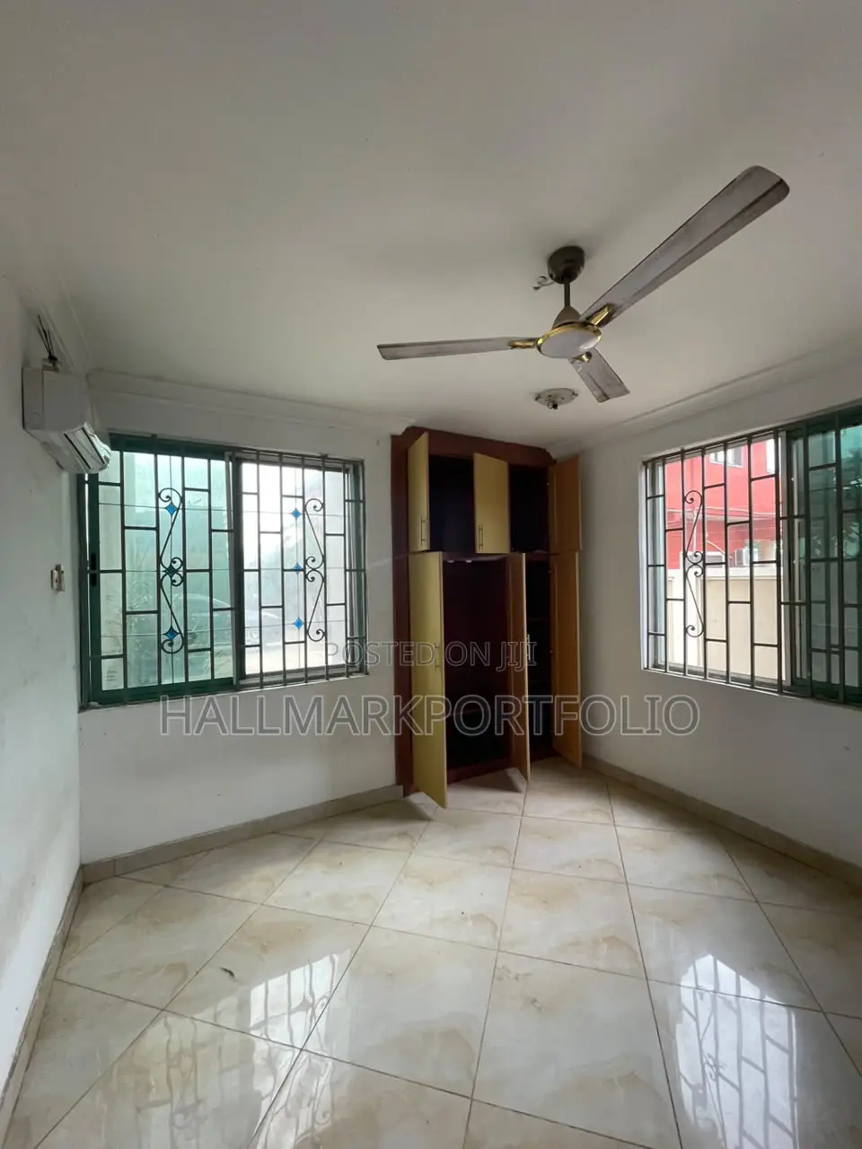 3bdrm Apartment in Madina New Road for rent in Madina