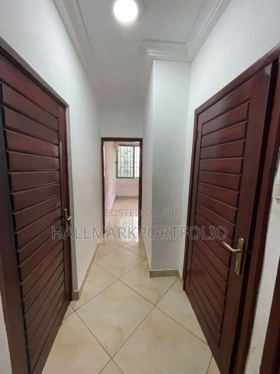 3bdrm Apartment in Madina New Road for rent in Madina