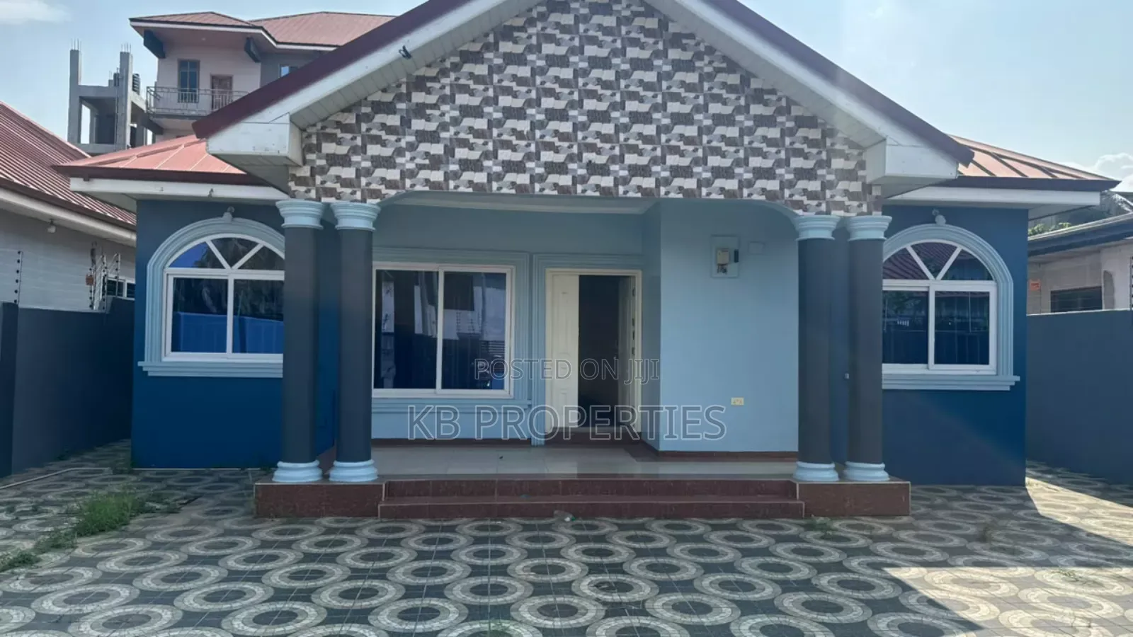 3bdrm House in Kb Properties, Baatsona Total for rent in Baatsona Total