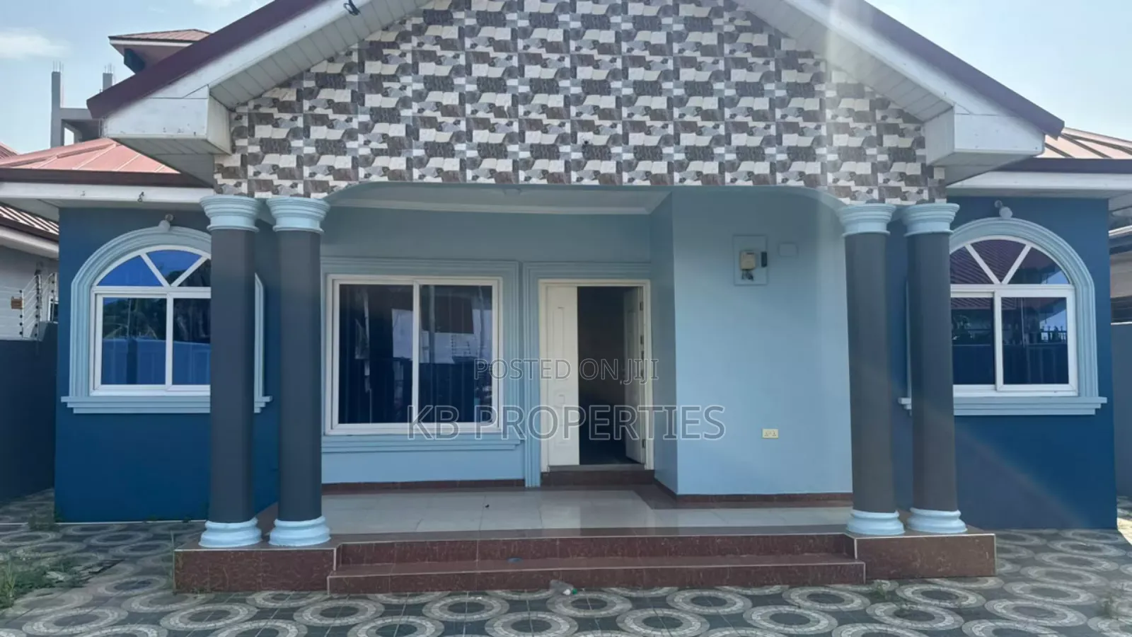 3bdrm House in Kb Properties, Baatsona Total for rent in Baatsona Total