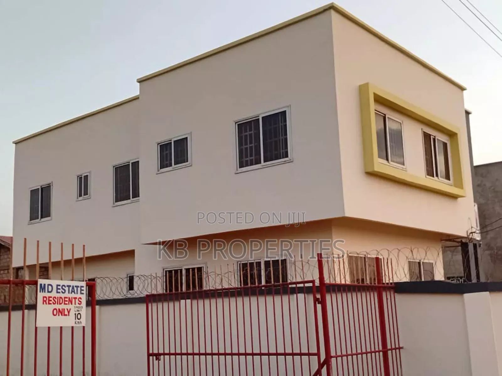 4bdrm House in Kb Properties, Baatsona Total for sale in Baatsona Total