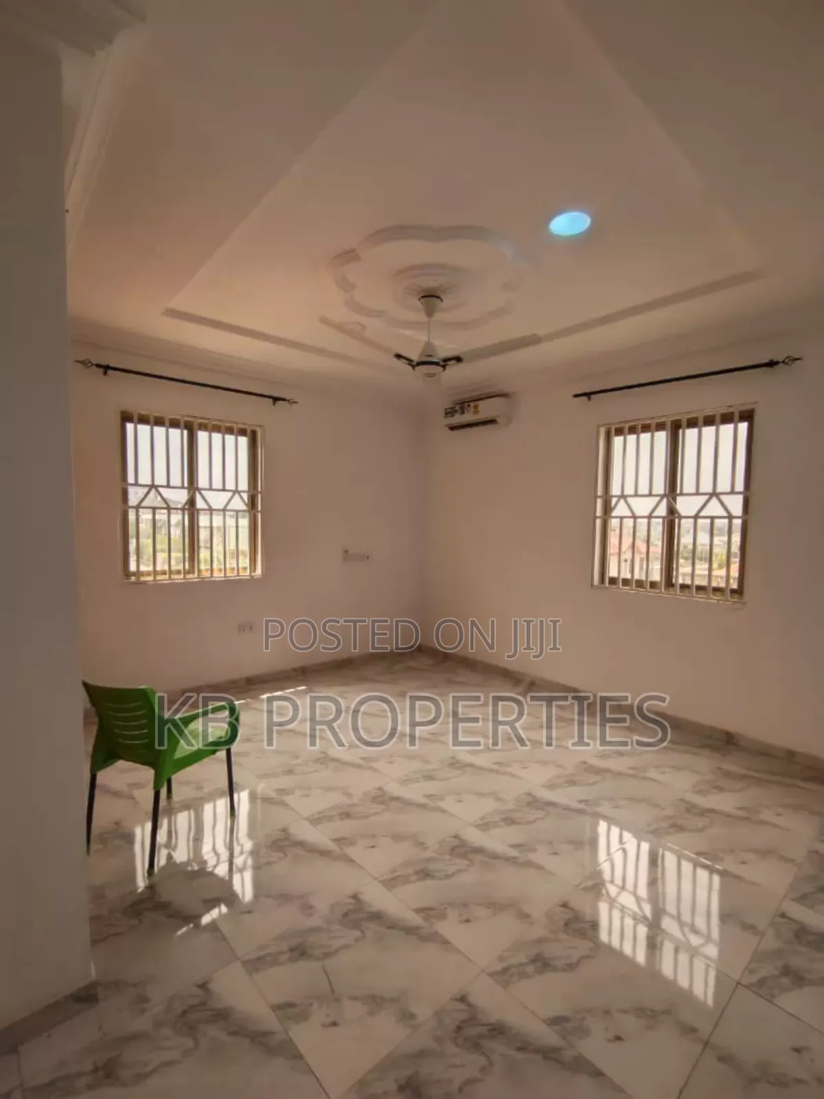 4bdrm House in Kb Properties, Baatsona Total for sale in Baatsona Total