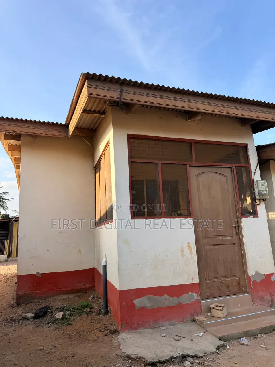4 Bedroom for Sale at American Junction Area in Nyanyano