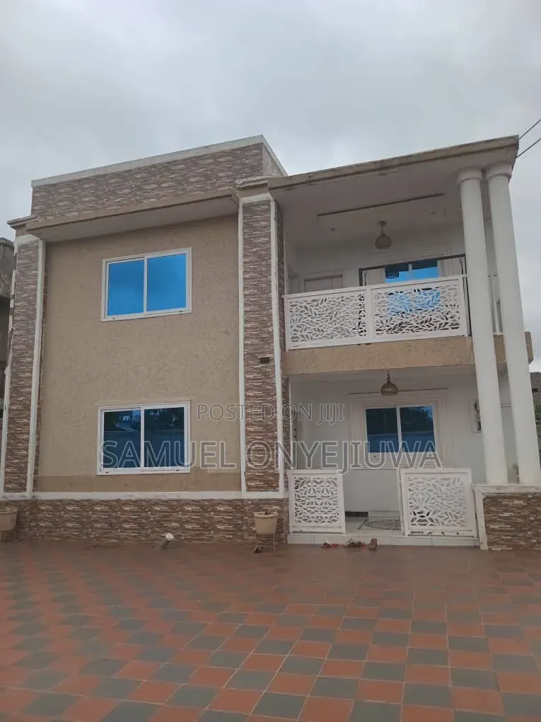 Furnished 4bdrm Duplex in Regi Manuel, Frafraha for sale in Frafraha