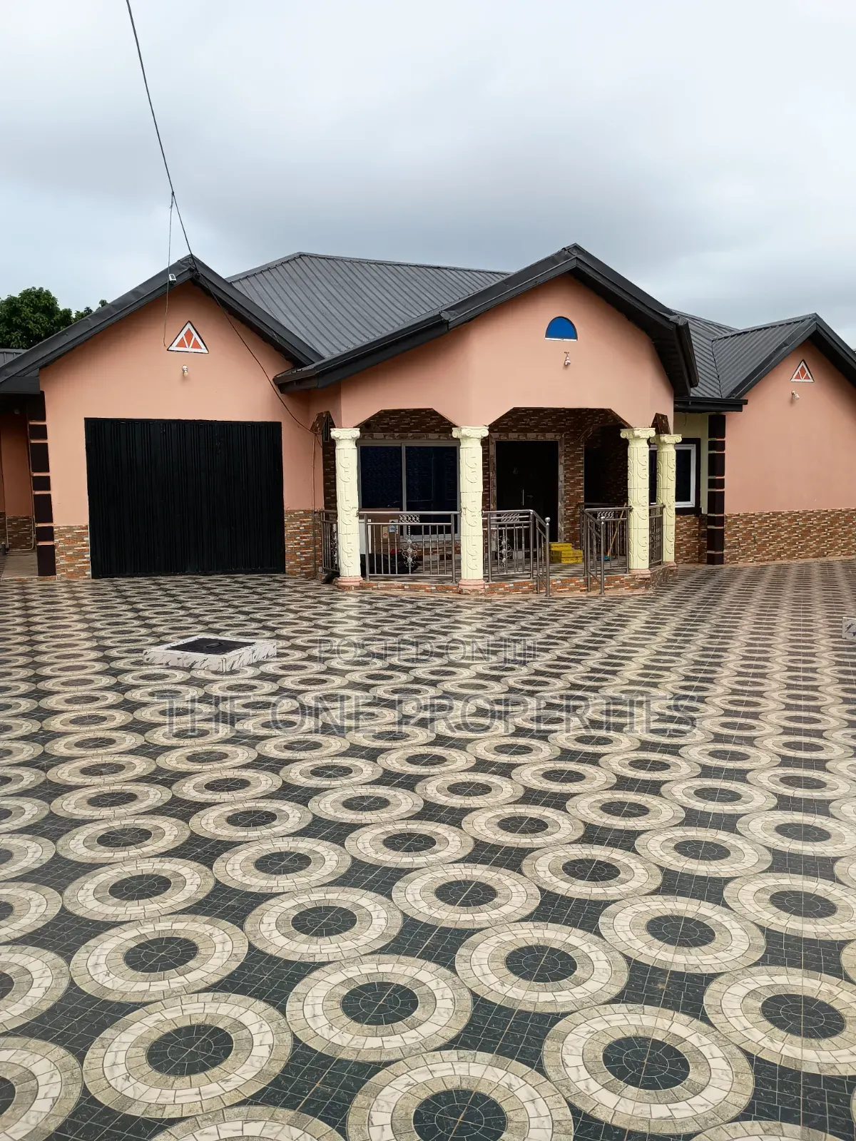 5bdrm House in Kotoku Soldier Land, Amasaman for rent in Amasaman