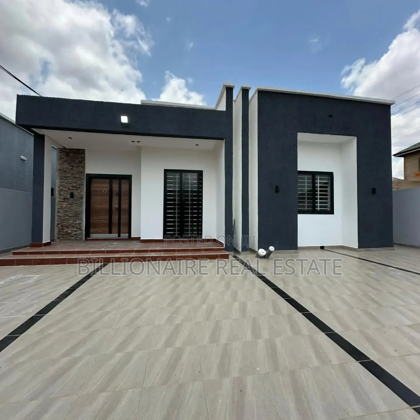 Furnished 3bdrm Duplex in Ayi Mensah, Accra Metropolitan for sale in Accra Metropolitan