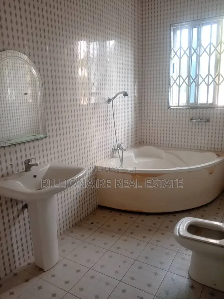 1bdrm Apartment in Atonsu Dompoase, Kumasi Metropolitan for rent in Kumasi Metropolitan