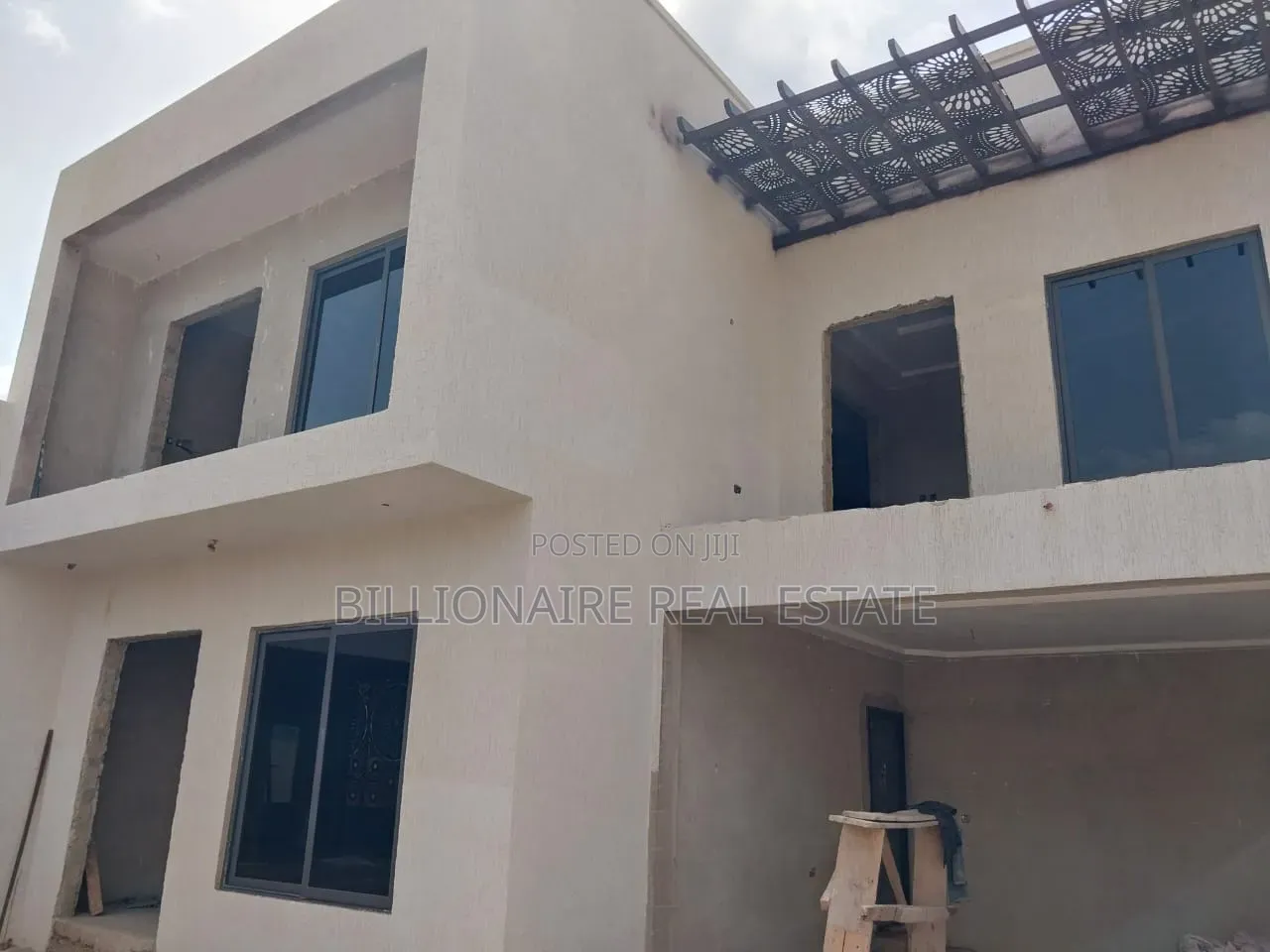 4bdrm Duplex in Kotei Deduako, Kumasi Metropolitan for sale in Kumasi Metropolitan
