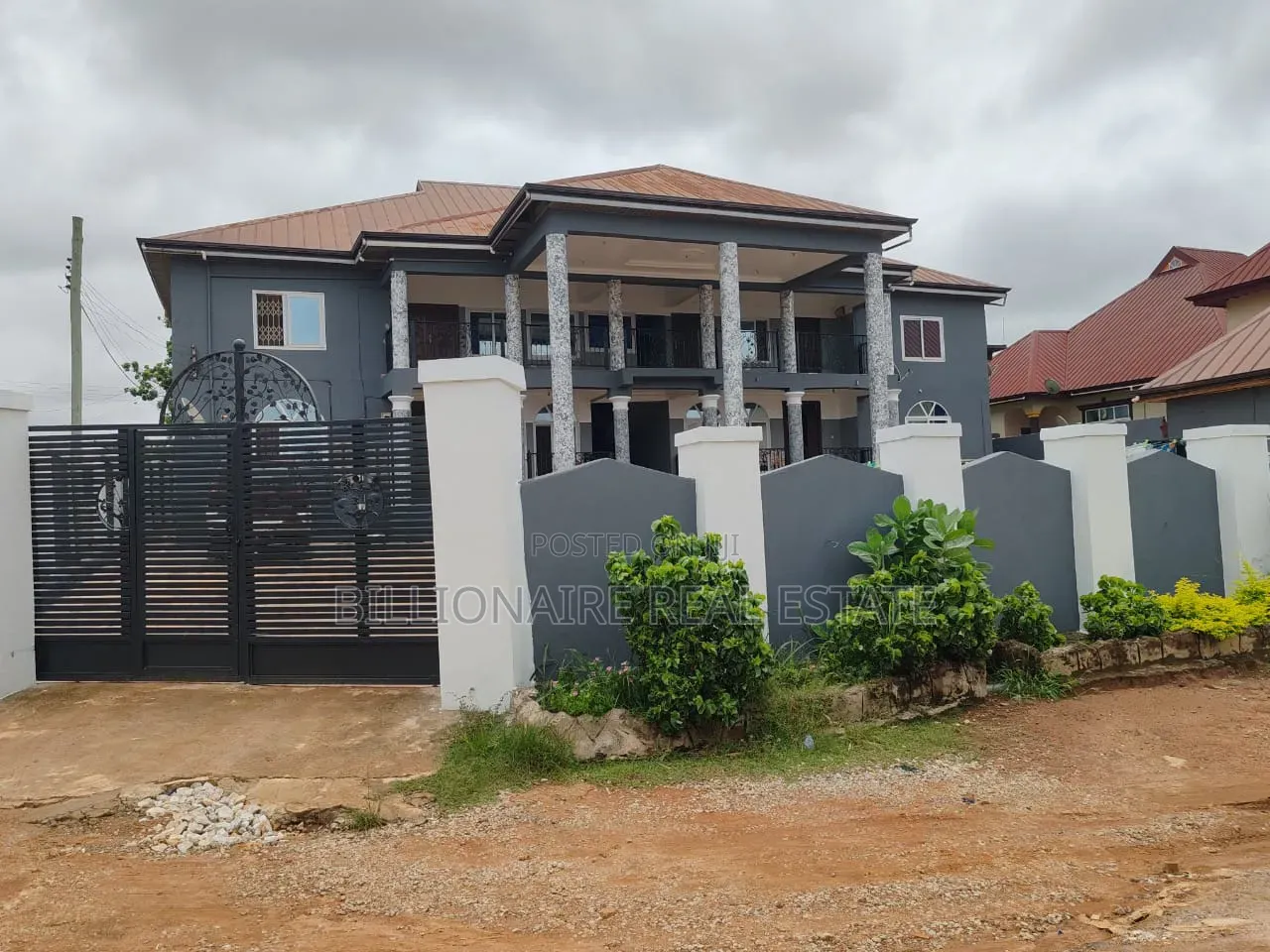 13bdrm Mansion in Atonsu Feyiase, Kumasi Metropolitan for sale in Kumasi Metropolitan