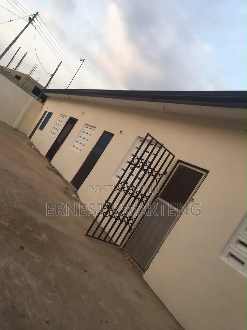 1bdrm Apartment in Adwoa Yeboah’S, Sowutwuom for rent in Sowutwuom