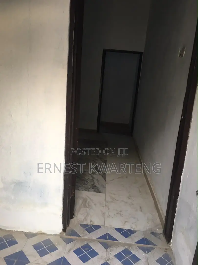 1bdrm Apartment in Adwoa Yeboah’S, Sowutwuom for rent in Sowutwuom